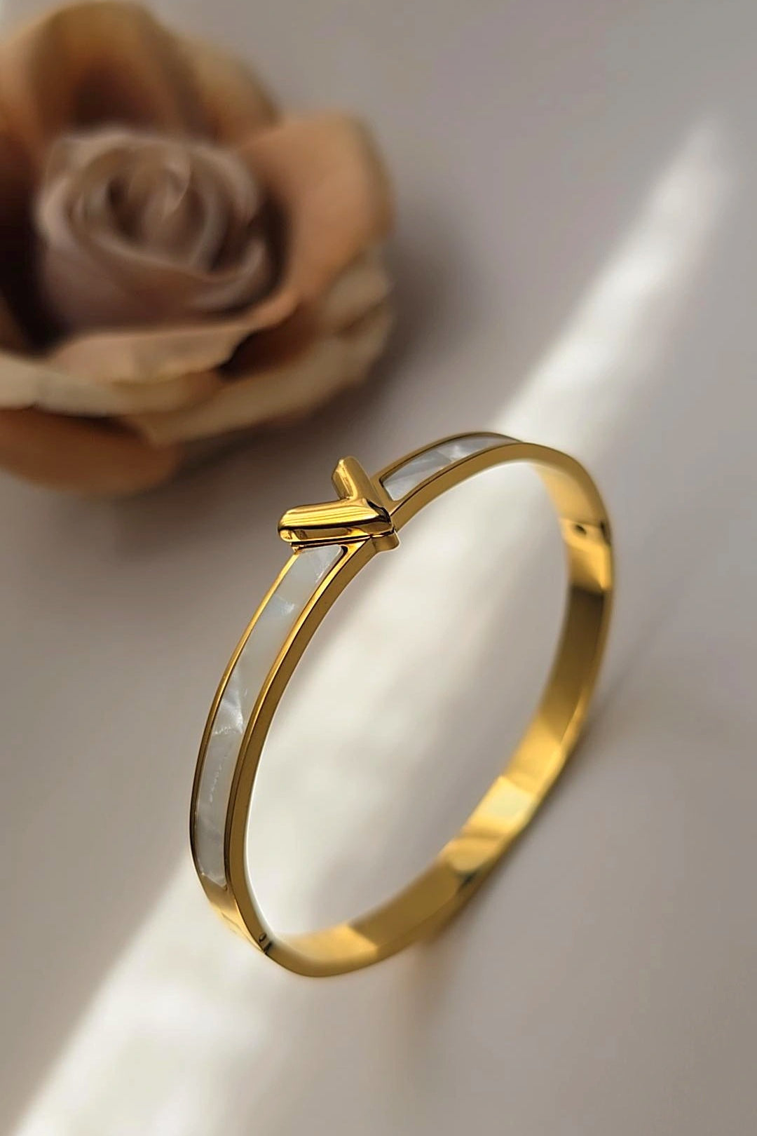 MOP V Bangle
