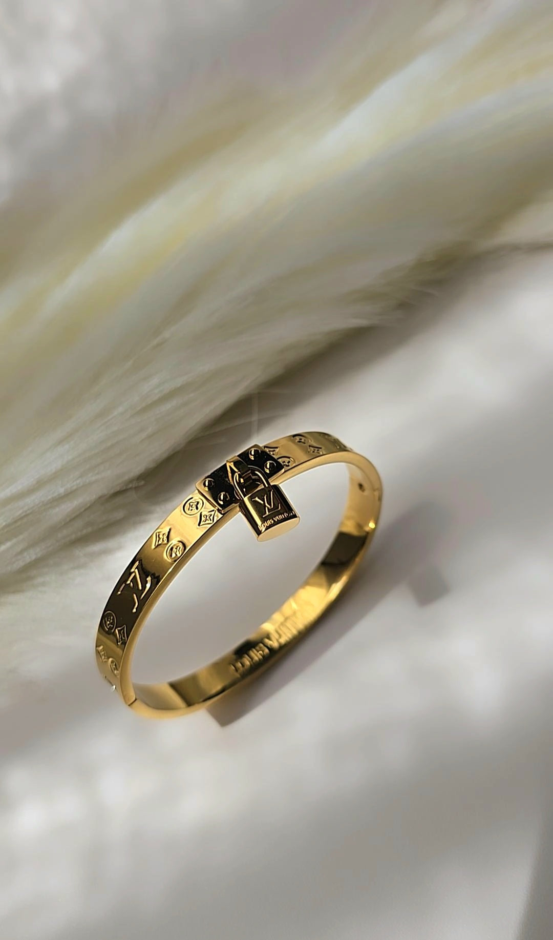 Lock Bangle