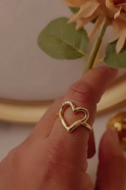 Mia Heart Ring