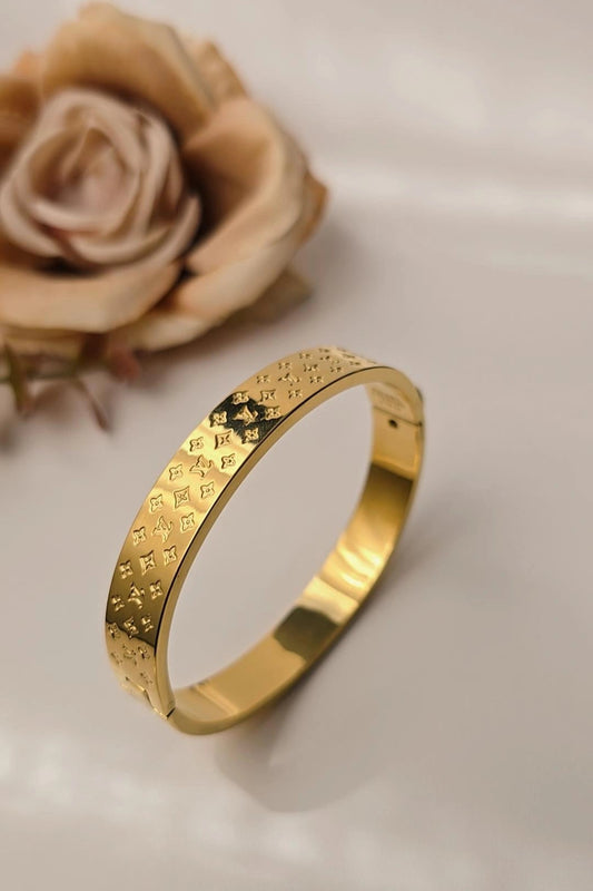 Nanogram Bangle