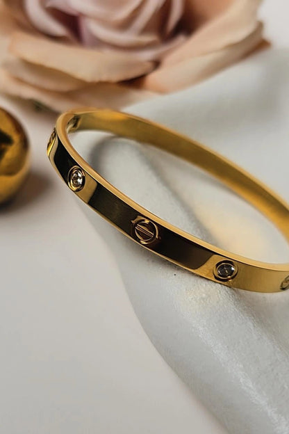 Love Bangle