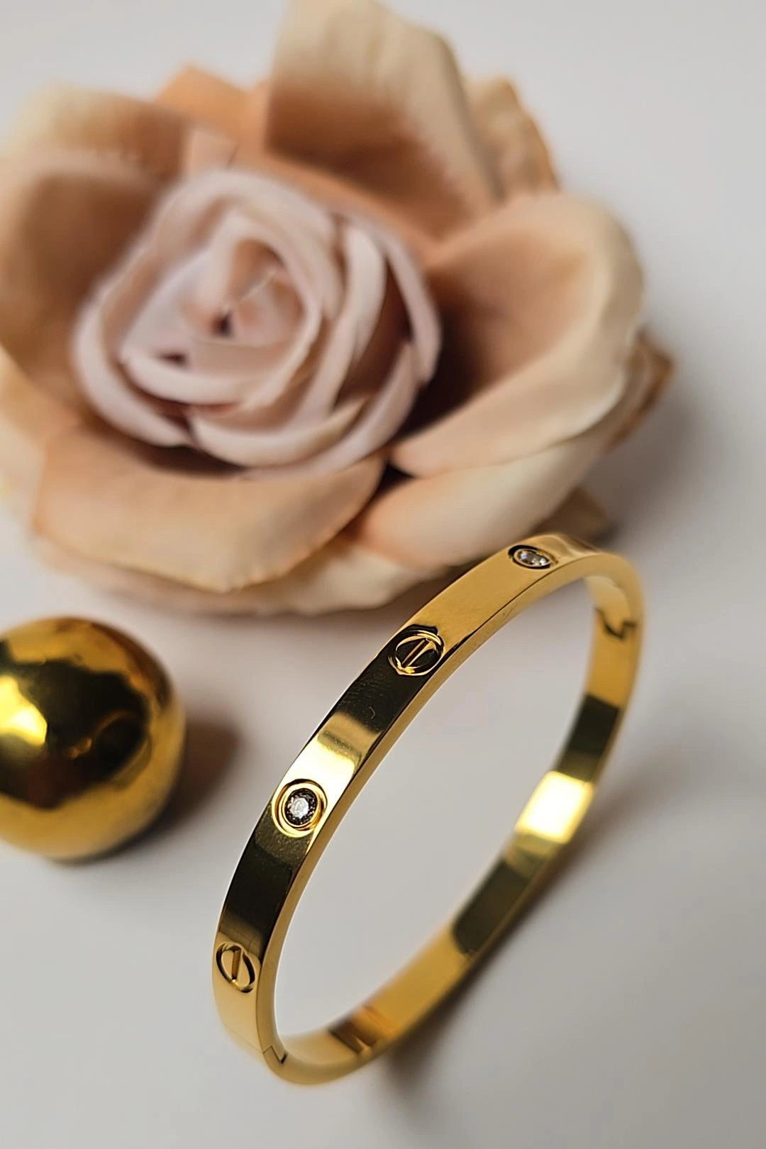 Love Bangle