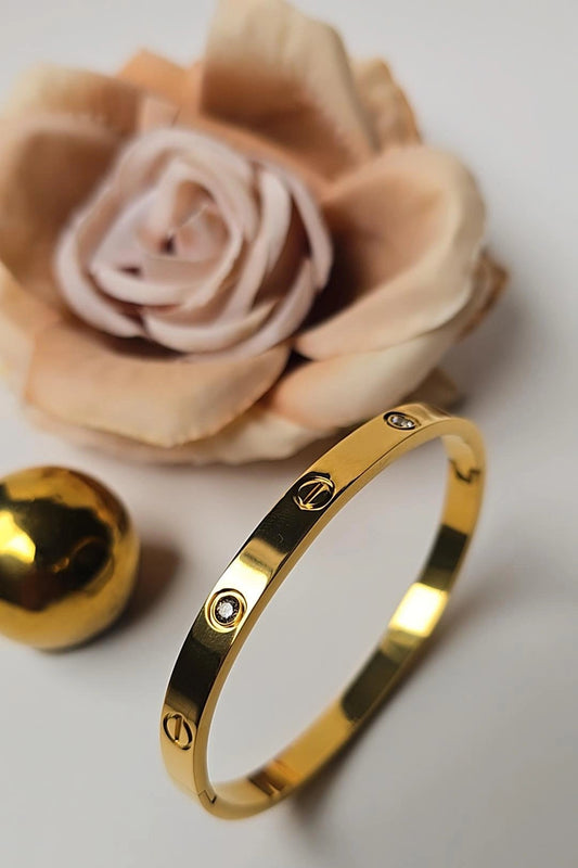 Love Bangle