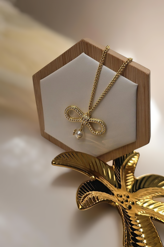 Pearl Bow Necklace - Bliss Bymi