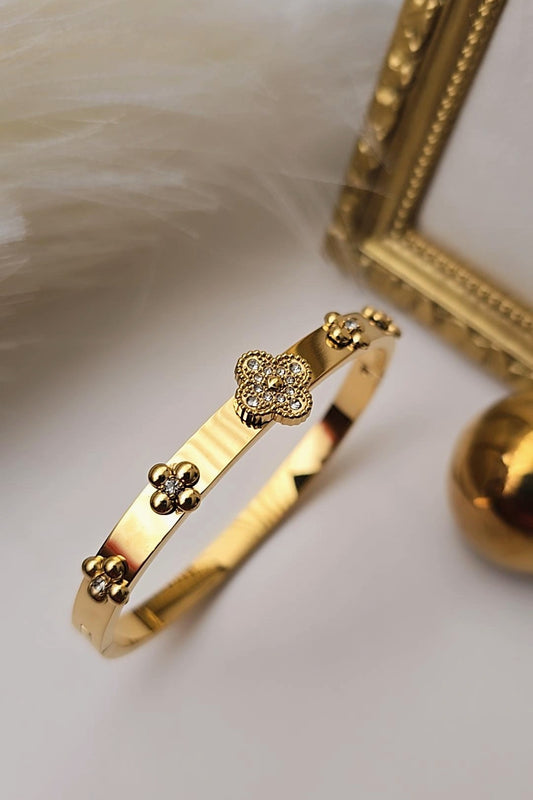 Nia Clover Bangle