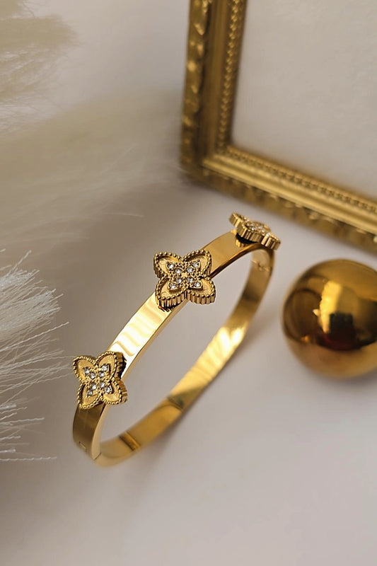 Shanaya Clover Bangle