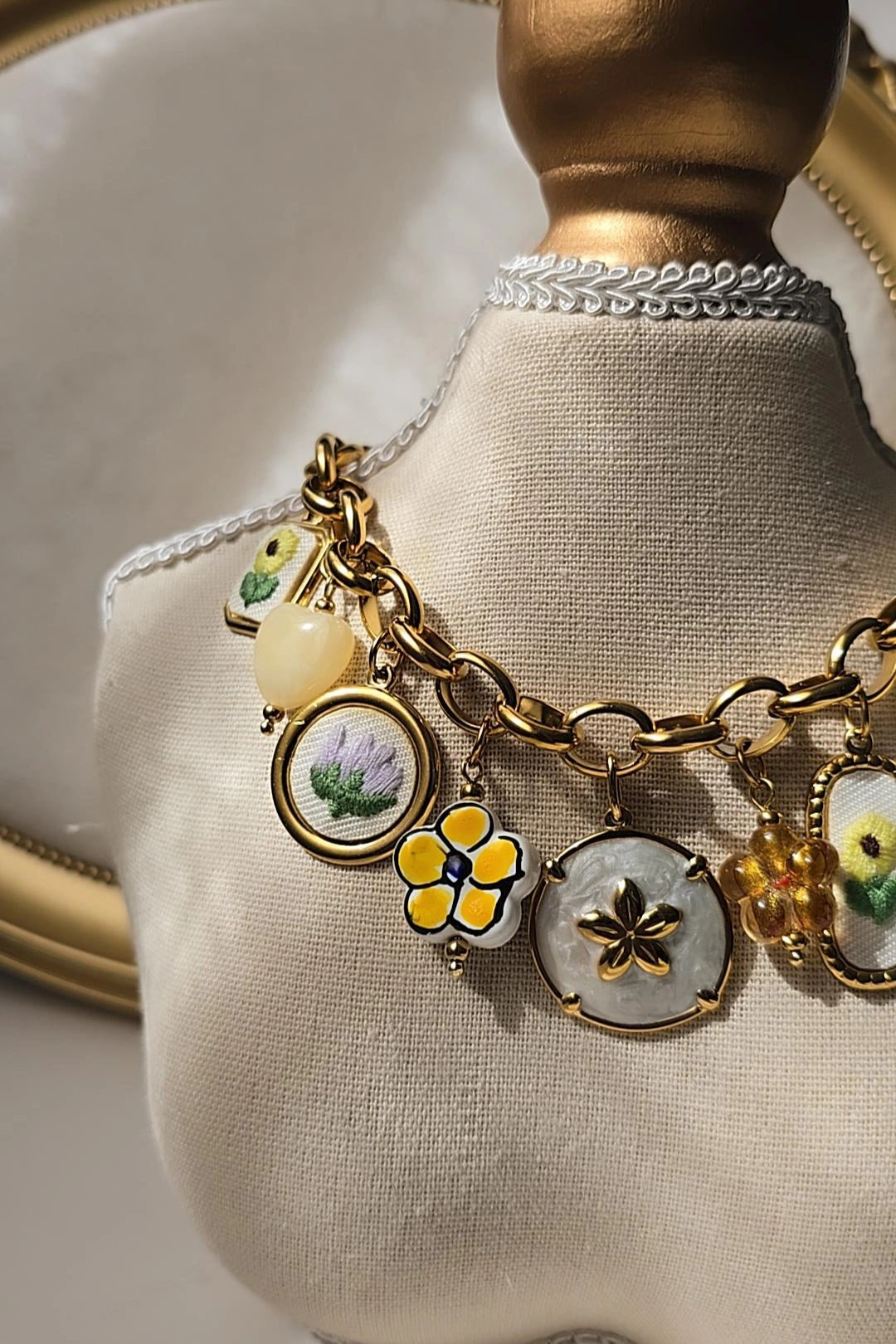 SARA  Necklace