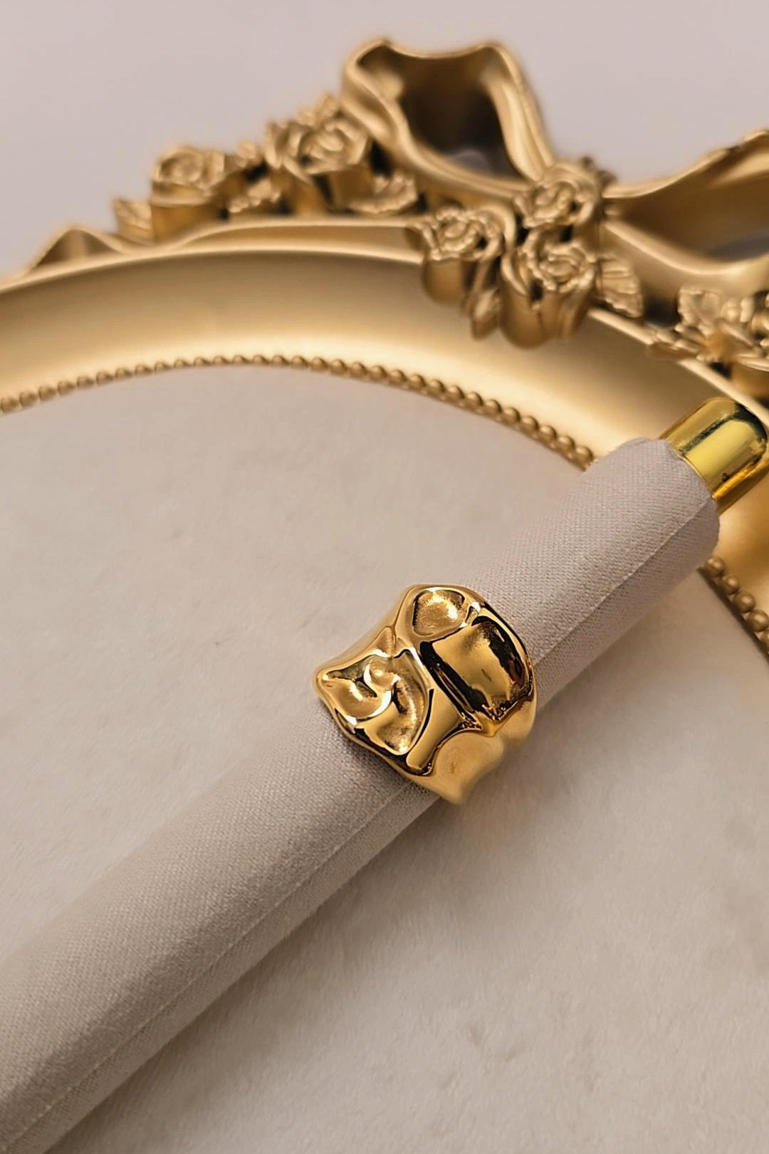 Adah Ring