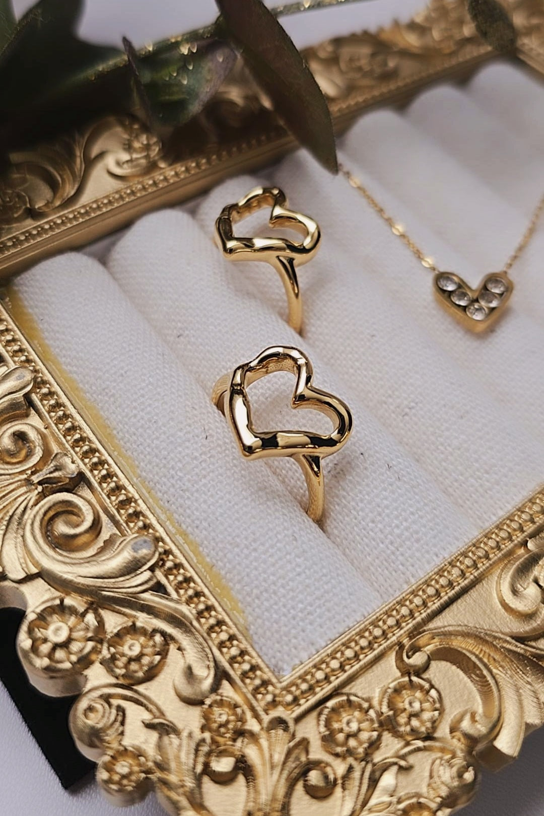 Mia Heart Ring
