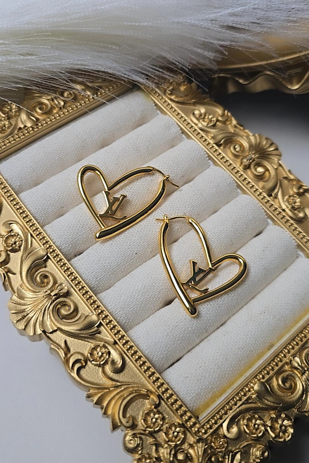 Levi Heart Hoops