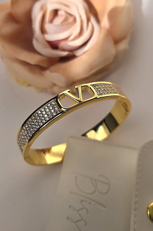 V logo Swarovski Bangle