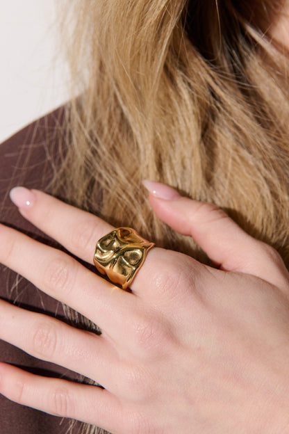 Adah Ring